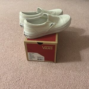 Vans True White Classic Slip-On
